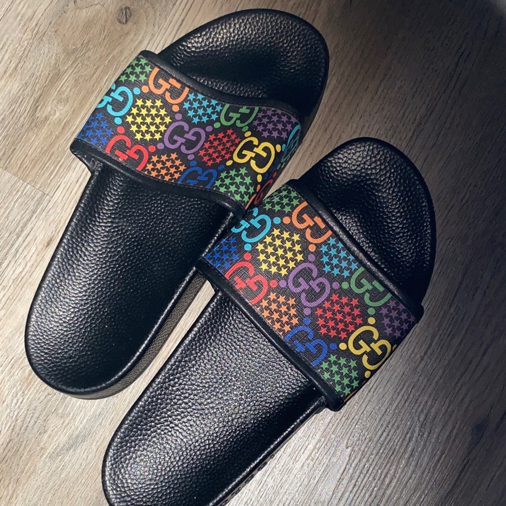 Gucci Black Slides with Multicolor Logo
